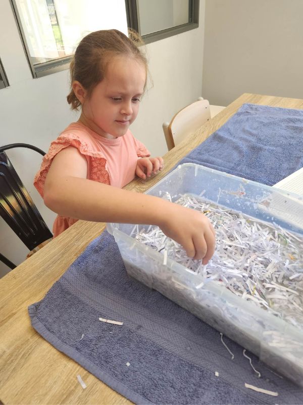 Sonas Gosnells – Making Recycled Paper 