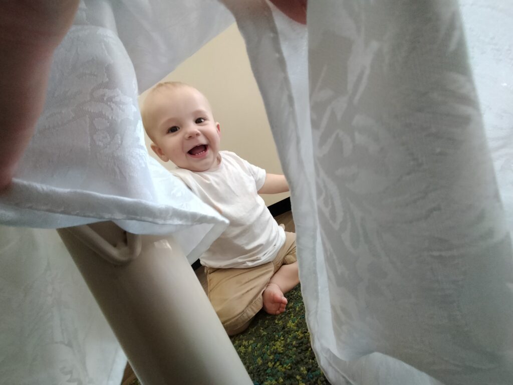 sonas-wattlegrove-peek-a-boo11