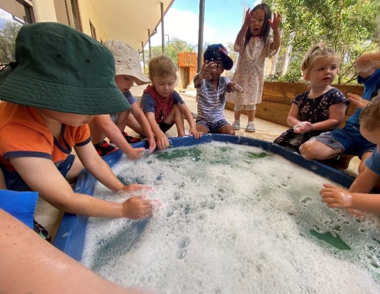 Sonas Wattle Grove – Making Bubbles   